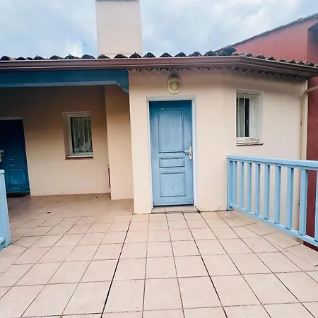 6 Voyageurs Aux Restanques A Apartment *